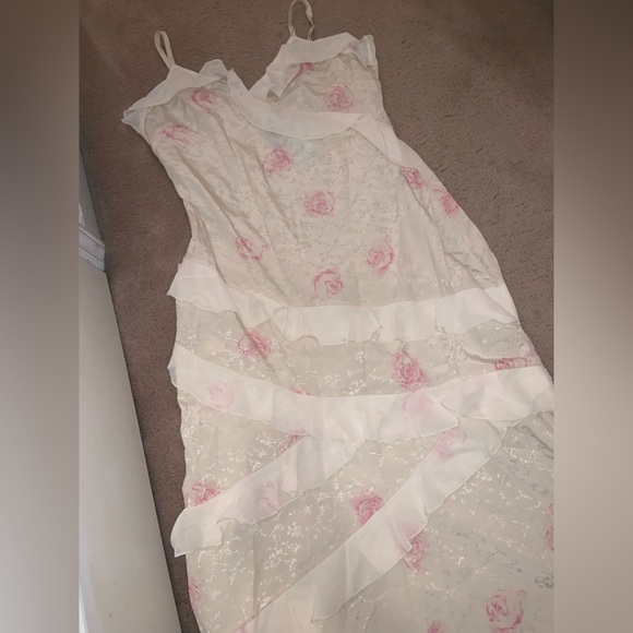 Pretty little thing Lemon Chiffon Floral Frill Maxi nwt 14 summer floral formal - Picture 6 of 7